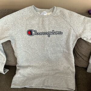 Champion Crew Neck, size small